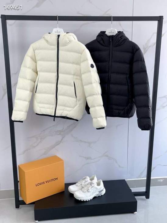 Picture of Moncler Down Jackets _SKUMonclersz0-326yr29437325